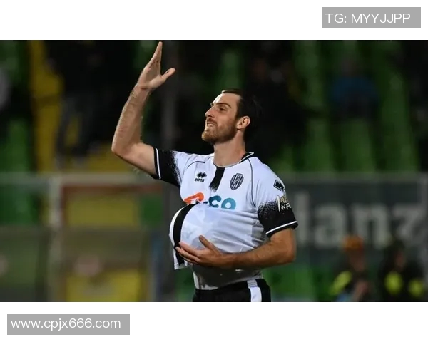 曼联与桑普精彩对决比赛录像回顾及精彩瞬间分析